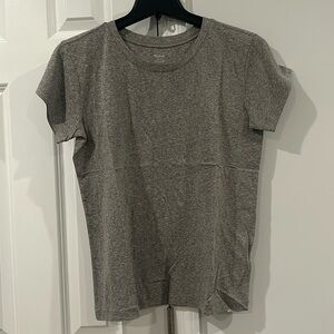 NEW! NWT! Madewell Gray Short Sleeve Tee Size Small!